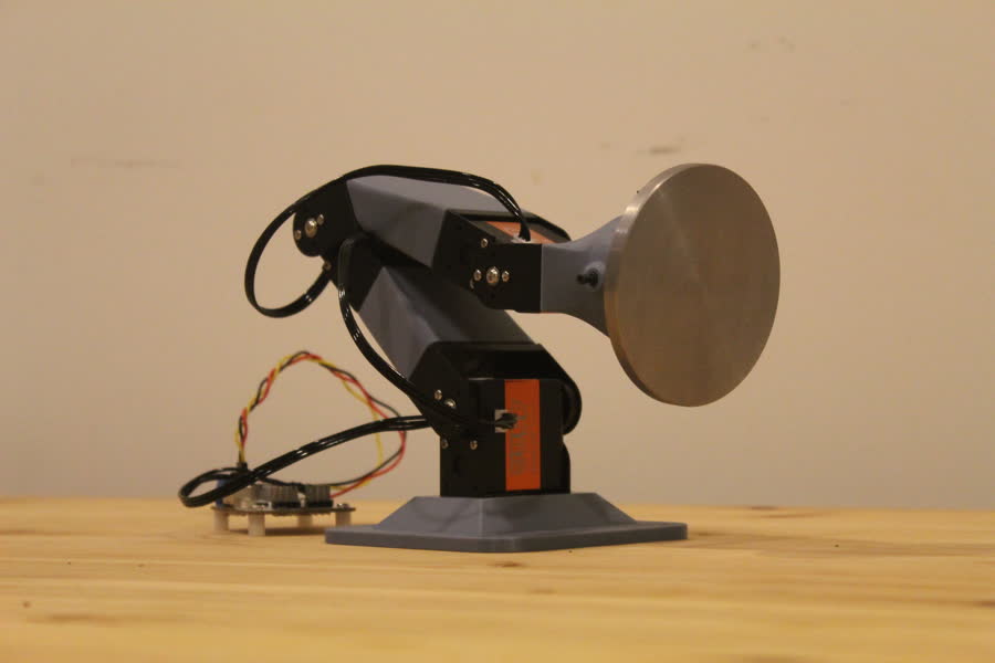 Photo of the fabricated robot arm